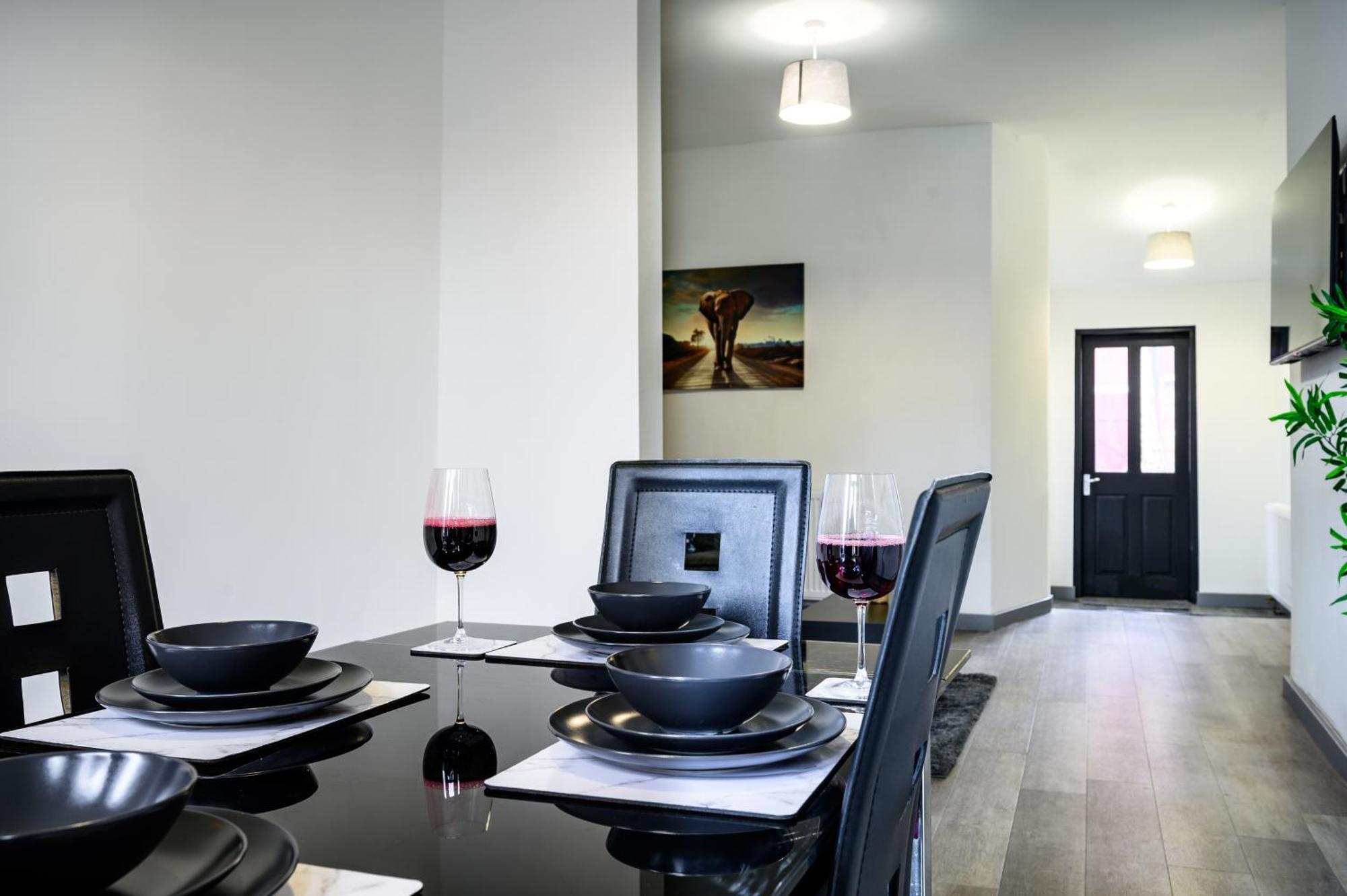 Manchester Serviced Accommodation Northernnightzzz - The Park المظهر الخارجي الصورة